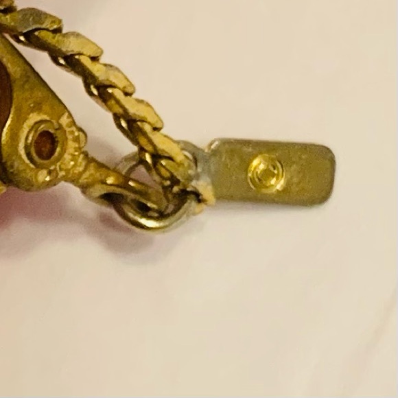 Vintage Monet Herringbone Chain Necklace 4mm 18" Long, Yellow Gold Plated 1980’s - Picture 8 of 16